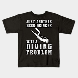 Dive into Laughter: Funny Tee for Diving Beer Enthusiasts! Kids T-Shirt